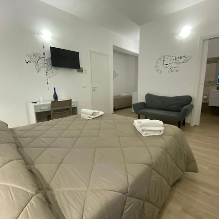 In Centro Rooms Vicino Cefalu Self-Chek-In كامبوفيليتْشّي دي روتْشّي المظهر الخارجي الصورة