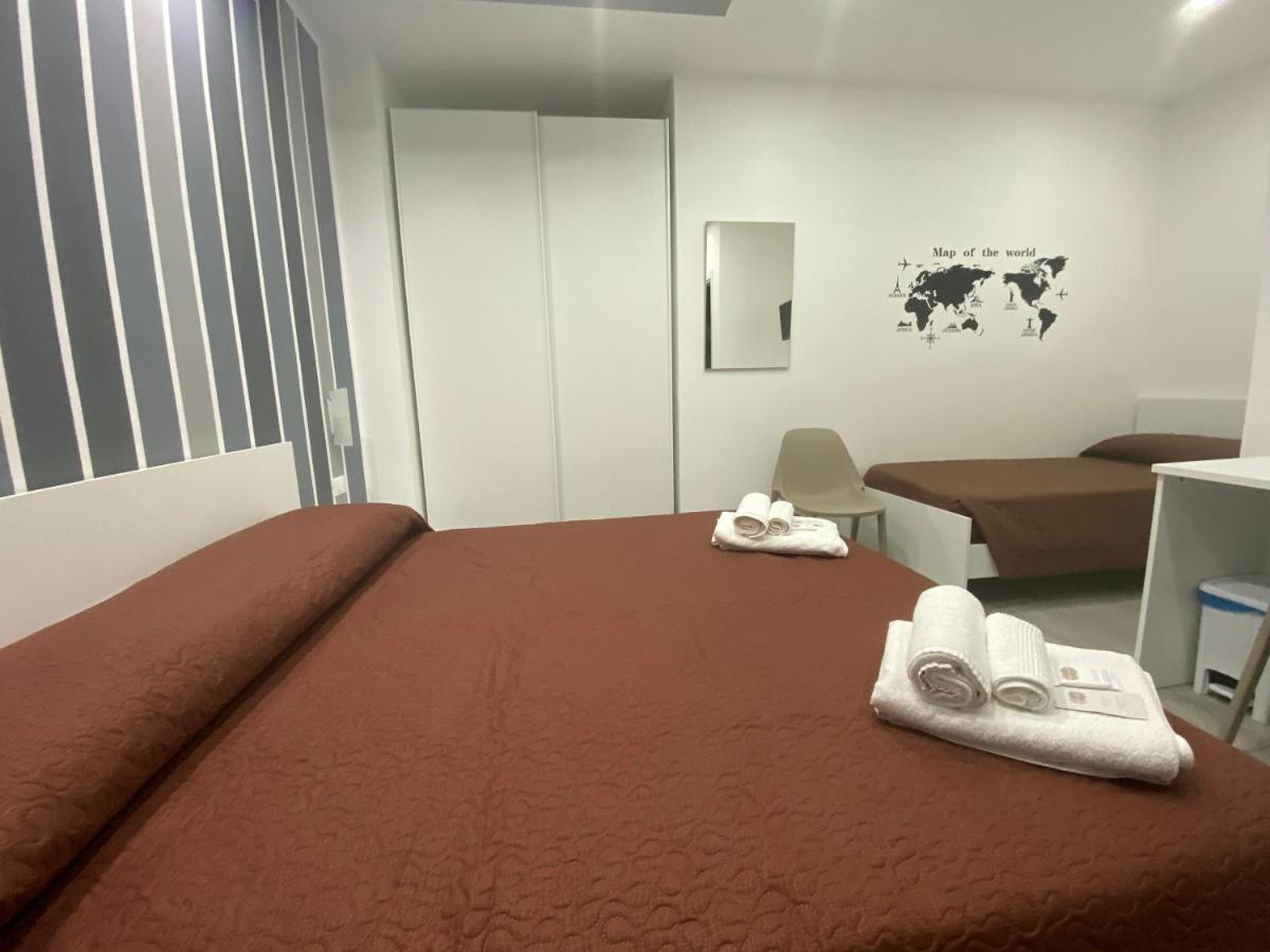 In Centro Rooms Vicino Cefalu Self-Chek-In كامبوفيليتْشّي دي روتْشّي المظهر الخارجي الصورة