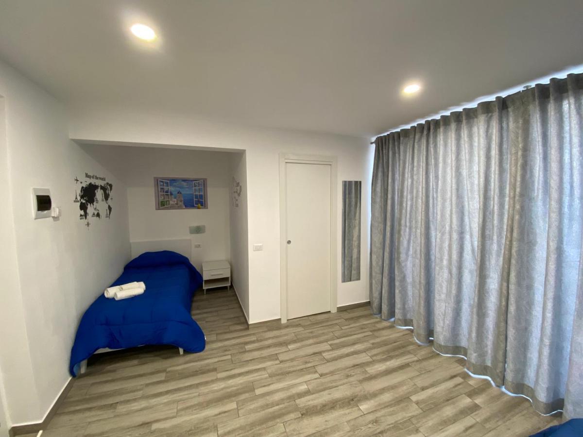 In Centro Rooms Vicino Cefalu Self-Chek-In كامبوفيليتْشّي دي روتْشّي المظهر الخارجي الصورة