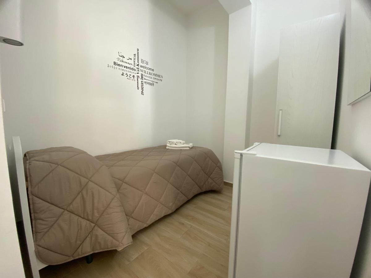 In Centro Rooms Vicino Cefalu Self-Chek-In كامبوفيليتْشّي دي روتْشّي المظهر الخارجي الصورة