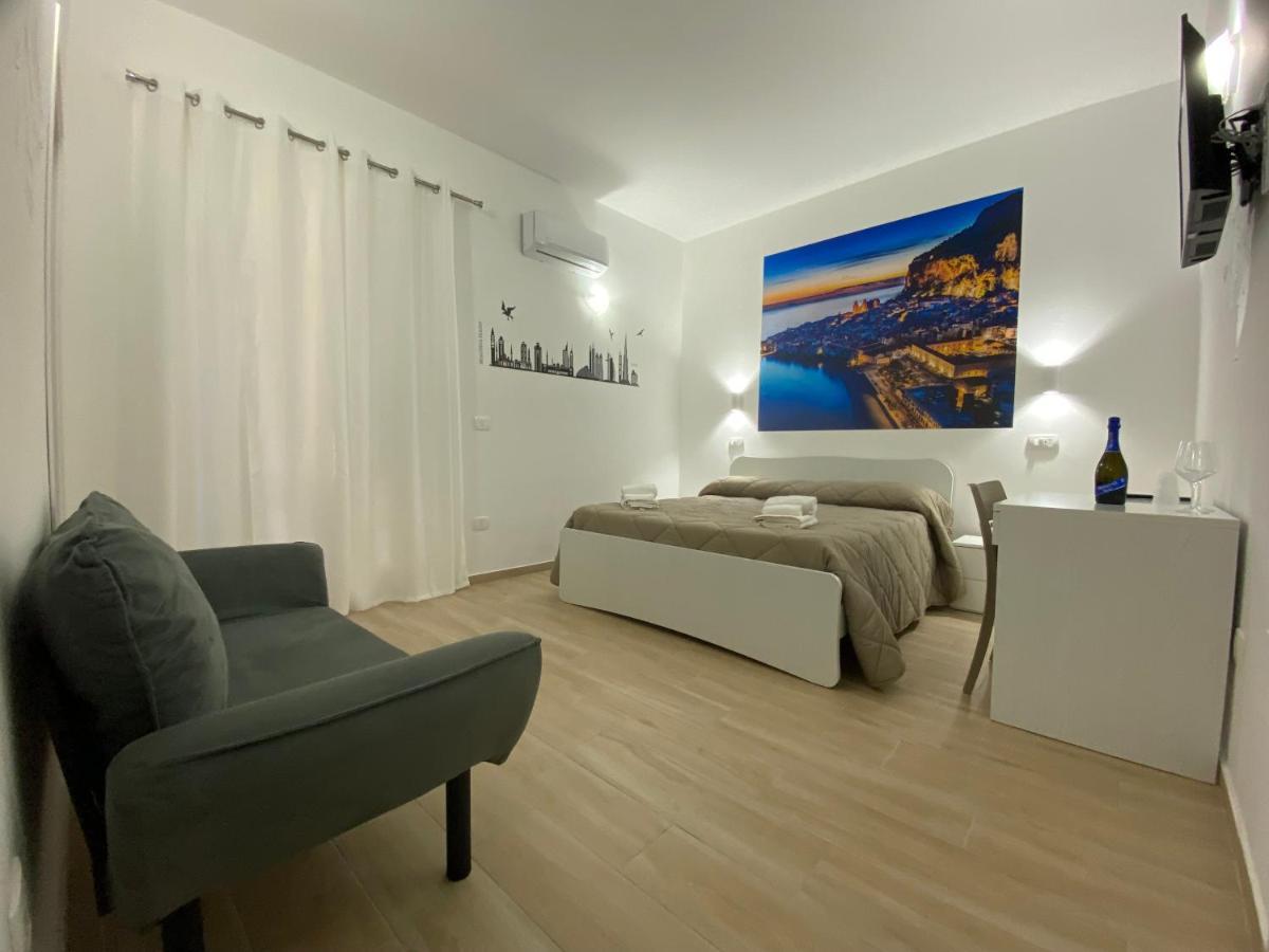 In Centro Rooms Vicino Cefalu Self-Chek-In كامبوفيليتْشّي دي روتْشّي المظهر الخارجي الصورة