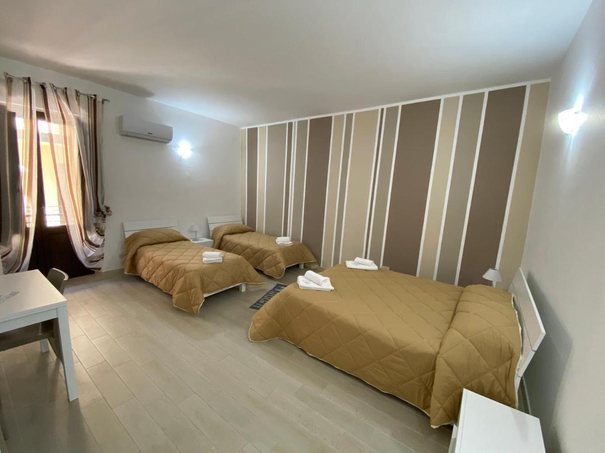 In Centro Rooms Vicino Cefalu Self-Chek-In كامبوفيليتْشّي دي روتْشّي المظهر الخارجي الصورة