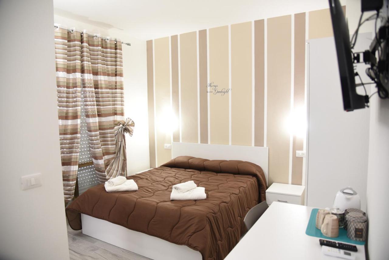 In Centro Rooms Vicino Cefalu Self-Chek-In كامبوفيليتْشّي دي روتْشّي المظهر الخارجي الصورة