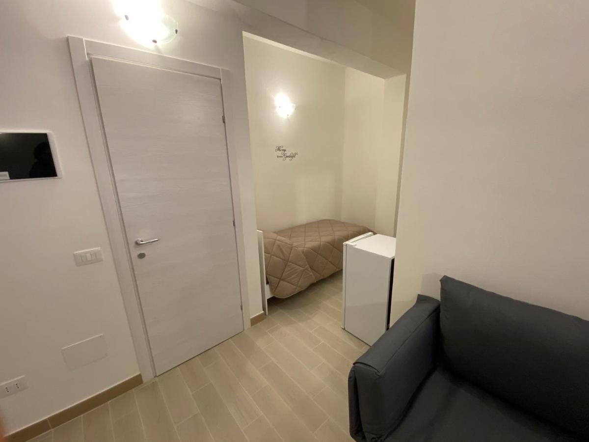 In Centro Rooms Vicino Cefalu Self-Chek-In كامبوفيليتْشّي دي روتْشّي المظهر الخارجي الصورة