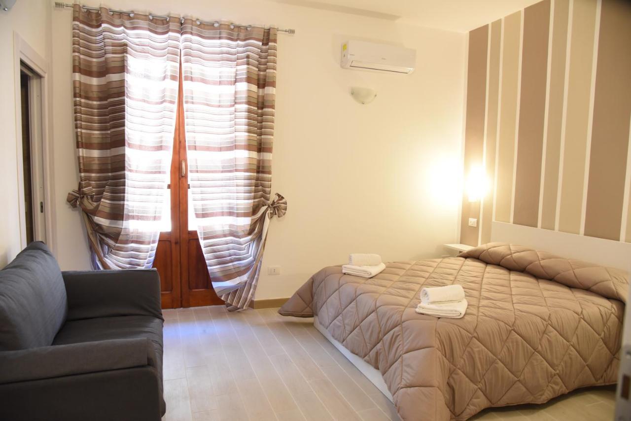 In Centro Rooms Vicino Cefalu Self-Chek-In كامبوفيليتْشّي دي روتْشّي المظهر الخارجي الصورة