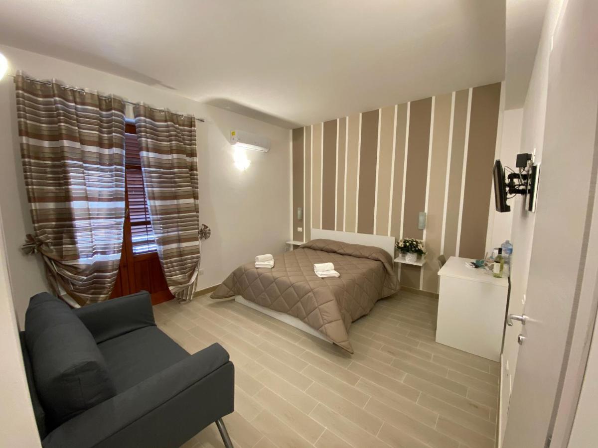 In Centro Rooms Vicino Cefalu Self-Chek-In كامبوفيليتْشّي دي روتْشّي المظهر الخارجي الصورة