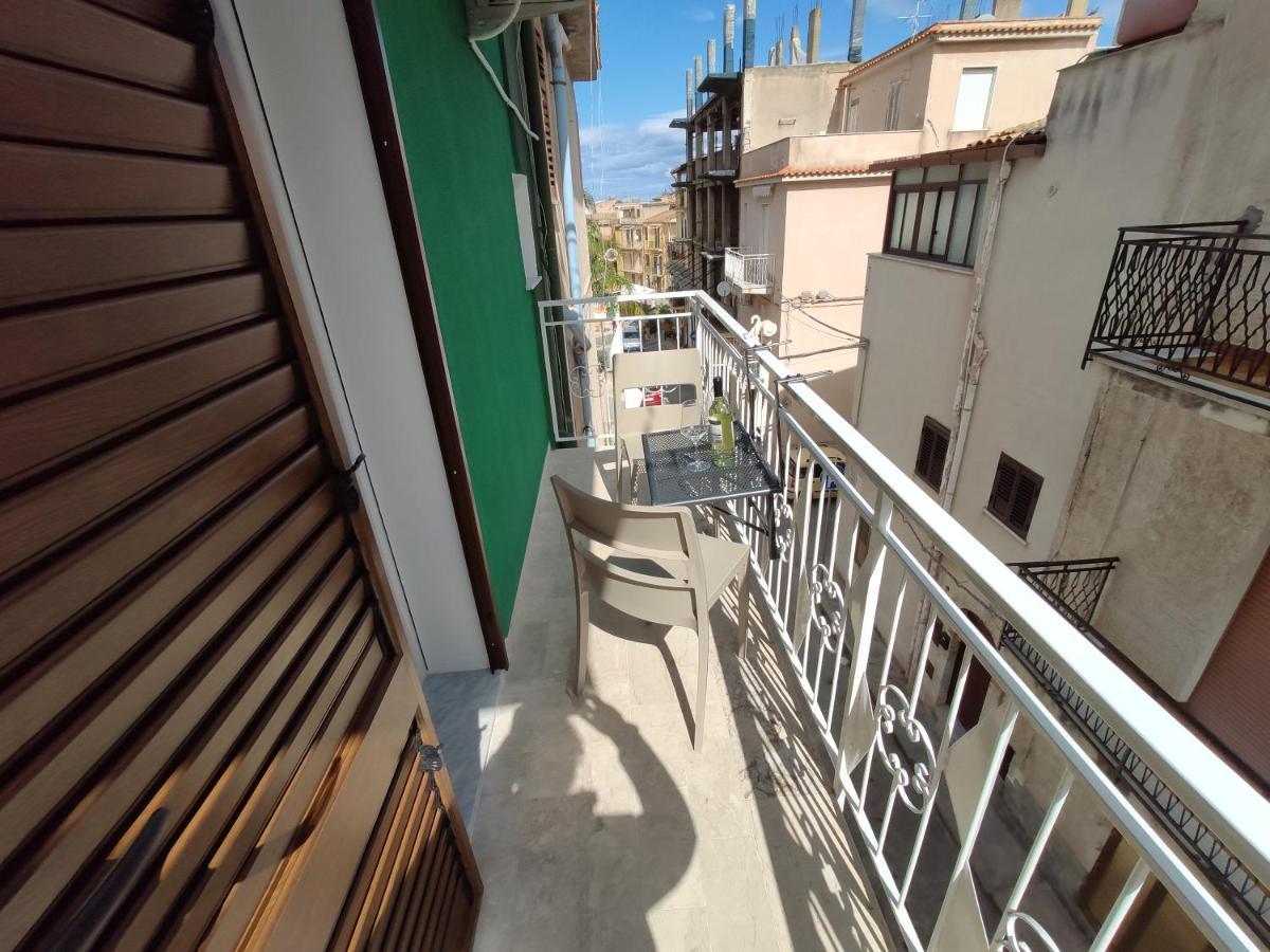 In Centro Rooms Vicino Cefalu Self-Chek-In كامبوفيليتْشّي دي روتْشّي المظهر الخارجي الصورة